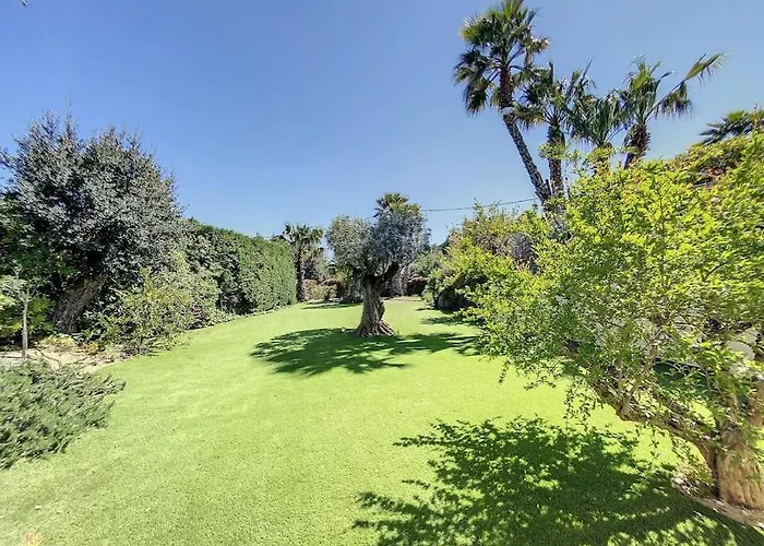 Villa Luxueuse De 4 Suites, Climatisation, Vue Mer, Piscine